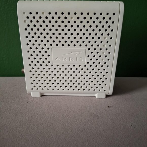 Arris Surf Board Modem SBF6700-AC - Picture 3 of 3